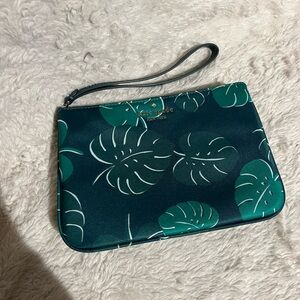 NWT Kate Spade Palm Tree Wristlet